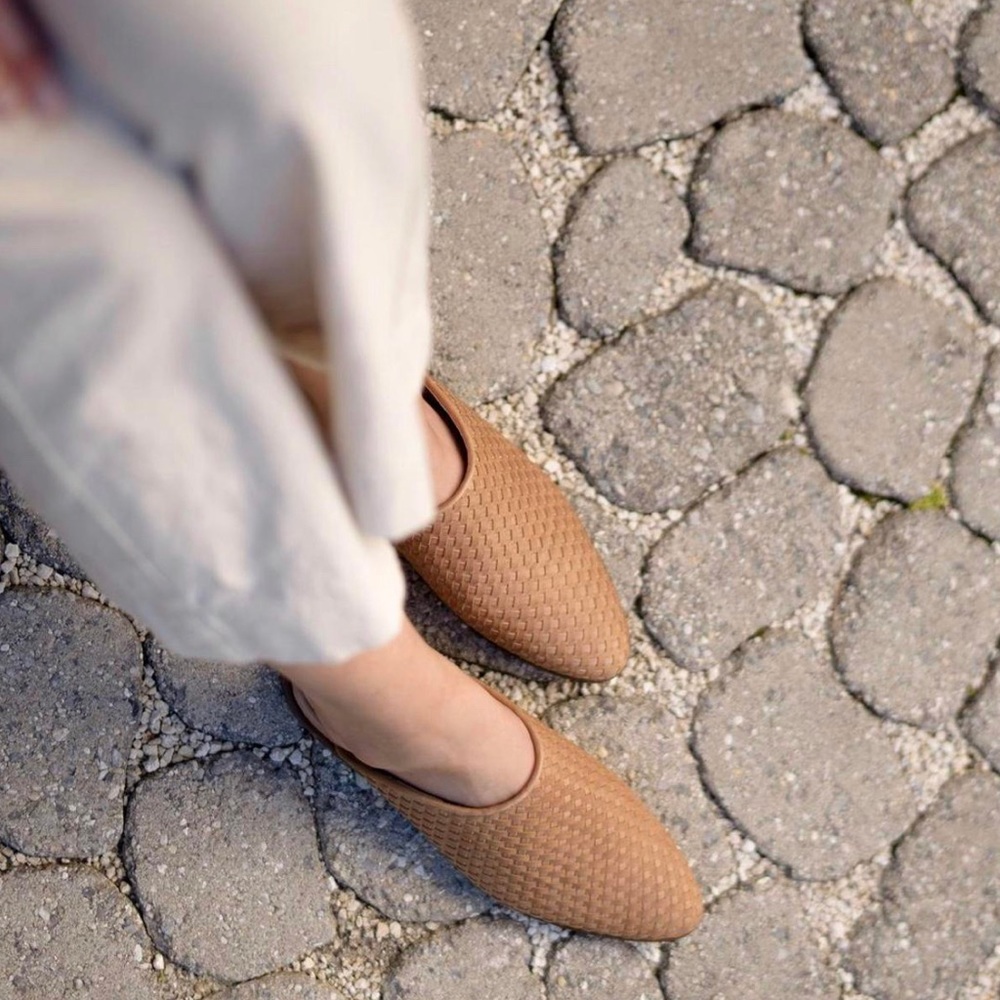 Nisolo Mules